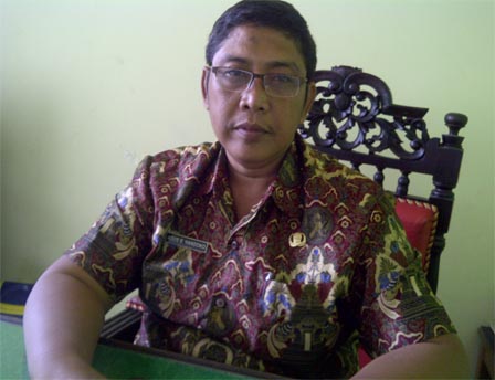 NYALEG, PELAKU PNPM DIMINTA MENGUNDURKAN DIRI