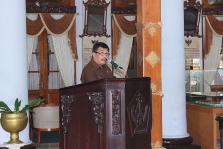 MENUJU KABUPATEN BLITAR SEHAT