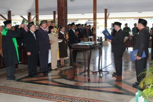 BUPATI BLITAR: KEPSEK HARUS KEMBANGKAN AKHLAK MULIA