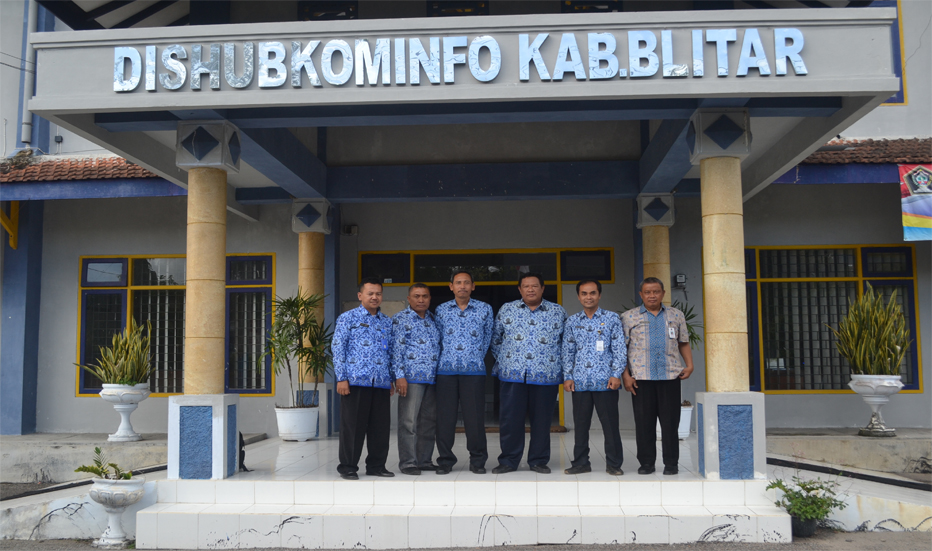 KUNJUGAN PPID BADAN PUBLIK PEMBANTU DINAS NAKERTRAN KABUPATEN SITUBONDO