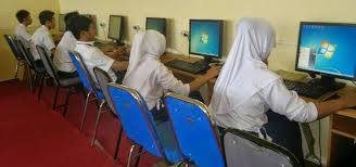2 LEMBAGA SMK YANG MENYATAKAN SIAP UNTUK MENGIKUTI UJIAN NASIONAL ONLINE