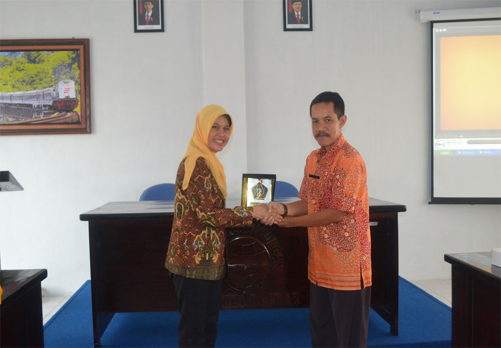 KUNJUNGAN PPID KABUPATEN PONOROGO TAHUN 2015