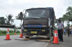 KOMISI III DPRD KABUPATEN BLITAR, MEMINTA PEMERINTAH, SERIUS DAN TERUS MELAKUKAN PENGAWASAN, TERHADAP OPERASI PENAMBANGAN GALIAN C ILEGAL