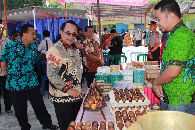 PASAR MURAH , TEKAN KENAIKAN HARGA