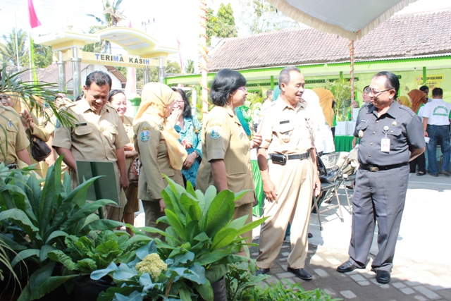 DESA/KELURAHAN SIAGA, PERCEPAT TERWUJUDNYA KESEHATAN MANDIRI MASYARAKAT