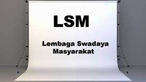 KOMIS I DPRD KAB. BLITAR MINTA BAKESBANGPOL UNTUK MENERTIBKAN ORMAS BODONG