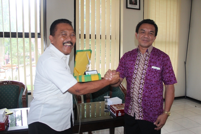 DARI LUWU UNTUK COKLAT