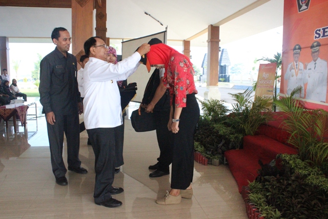 BUPATI BLITAR: DATA SE2016, JANGAN ABS