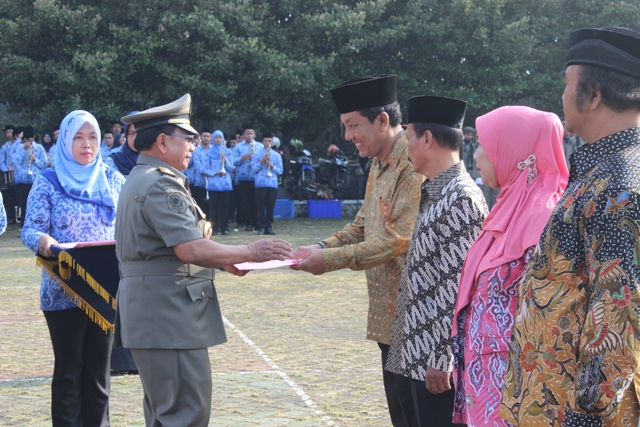 REFLEKSI HUT SATPOL PP DAN LINMAS TAHUN 2016 TINGKATKAN SIKAP HUMANIS, BERDEDIKASI DAN DISIPLIN
