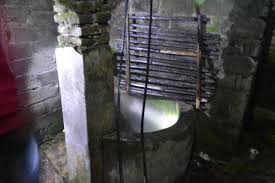 PEMKAB.BLITAR BELUM TAHU PENYEBAB TERJADINYA SUMUR PANAS DERMOJAYAN