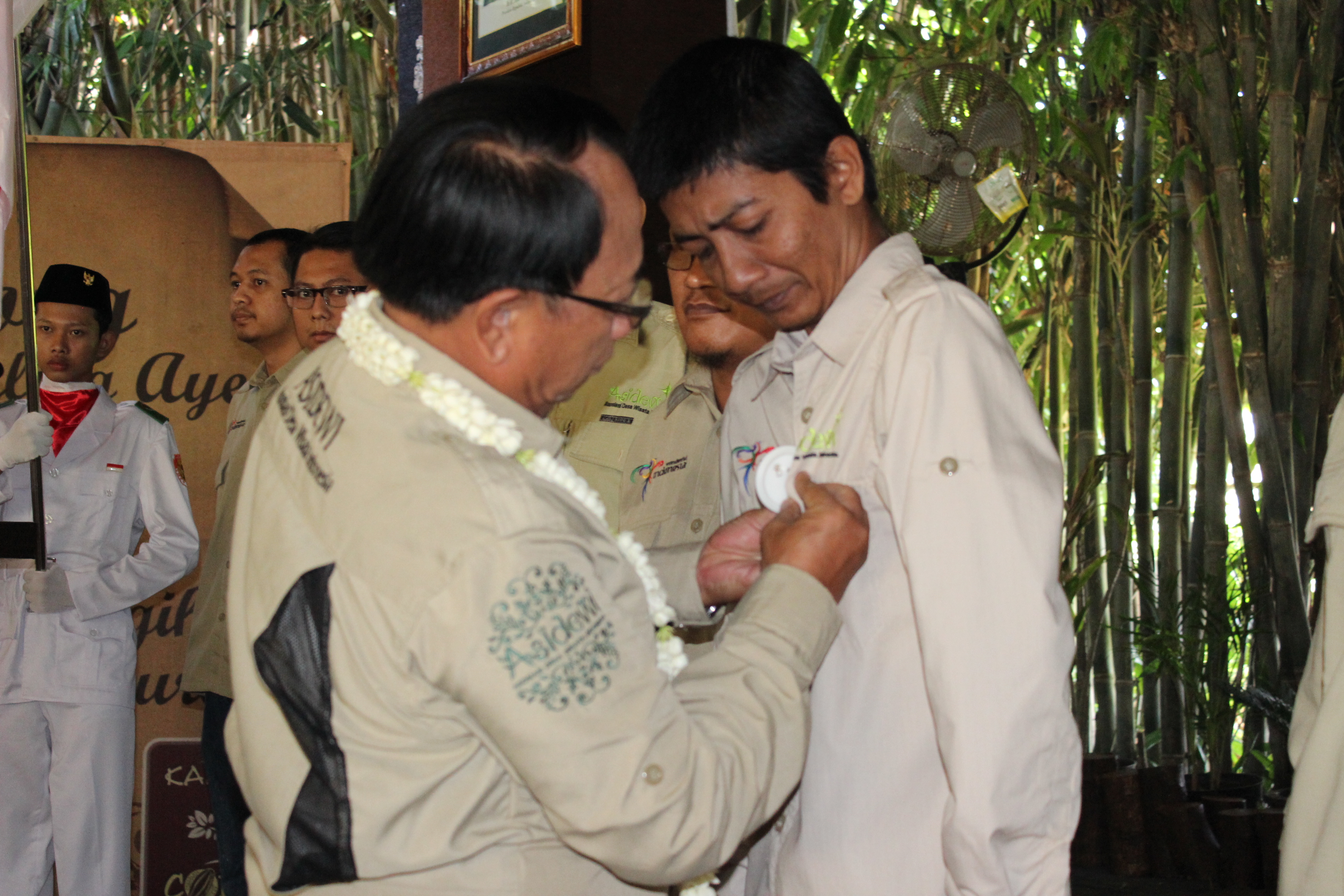 MENDONGKRAK PARIWISATA DI KABUPATEN BLITAR