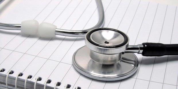 DINAS KESEHATAN KEKURANGAN RATUSAN TENAGA KESEHATAN