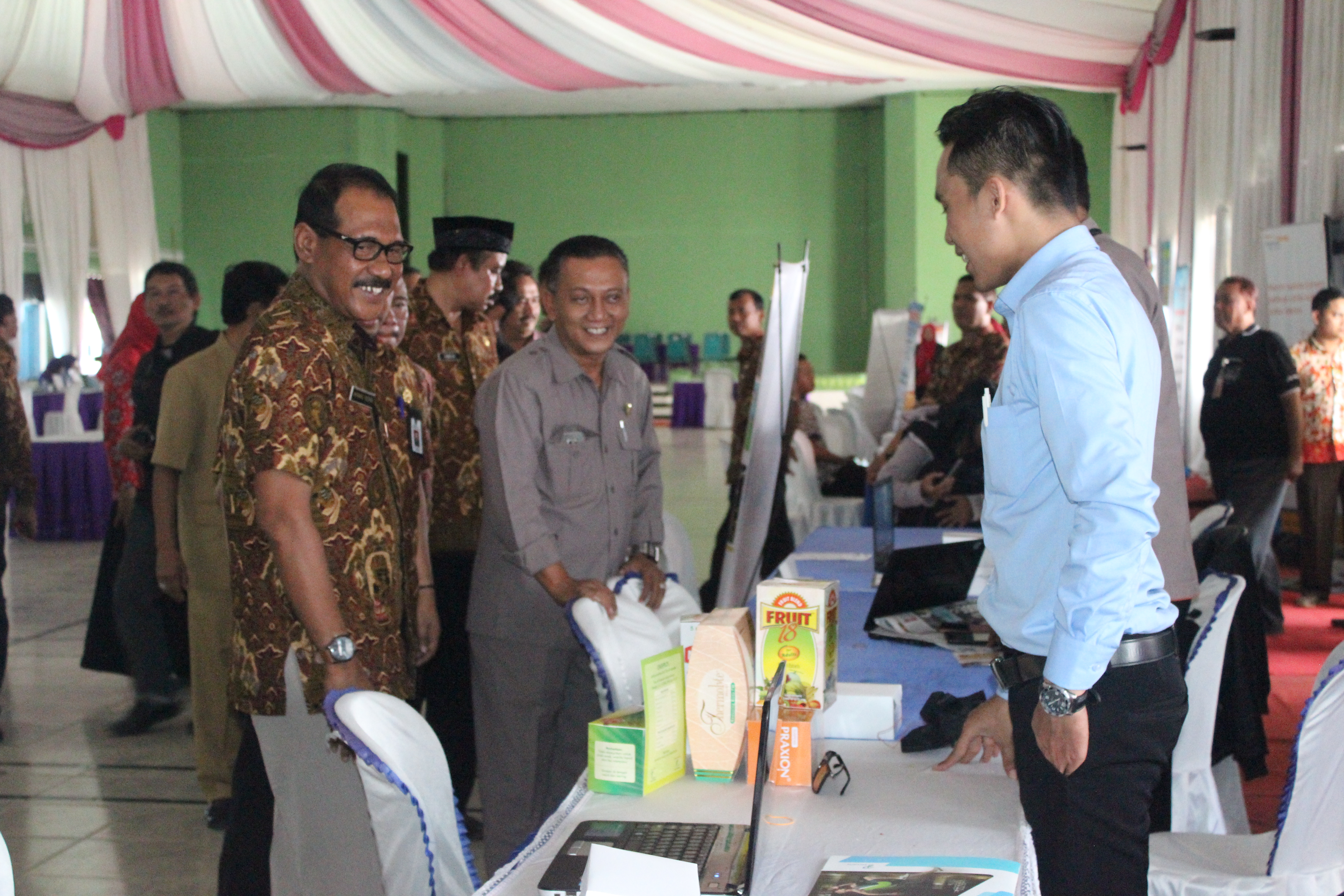 MEMINIMALISIR TINGKAT PENGANGGURAN, PEMKAB. BLITAR BUKA BURSA KERJA