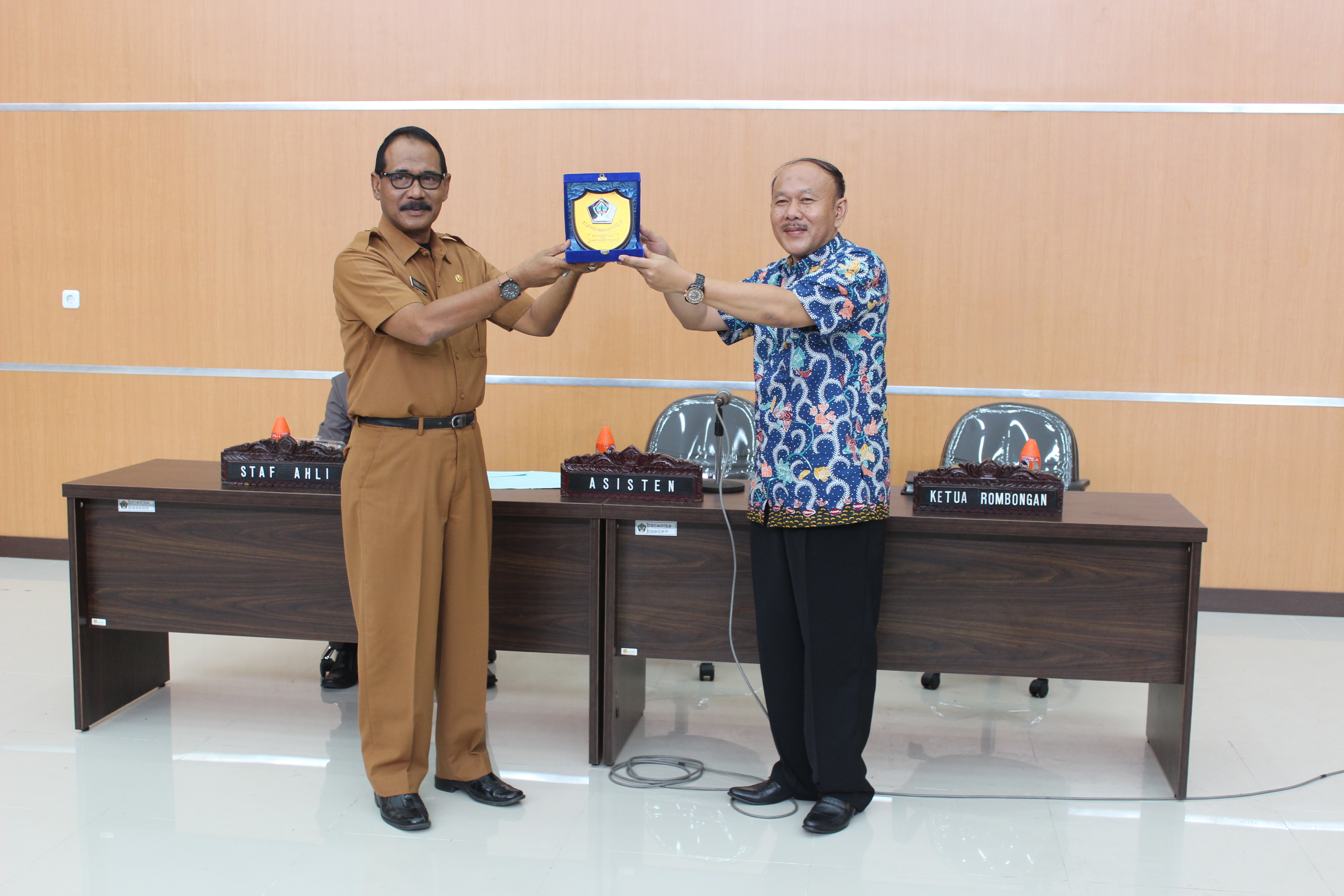 BELAJAR MENATA IBUKOTA PEMERINTAHAN YANG BARU