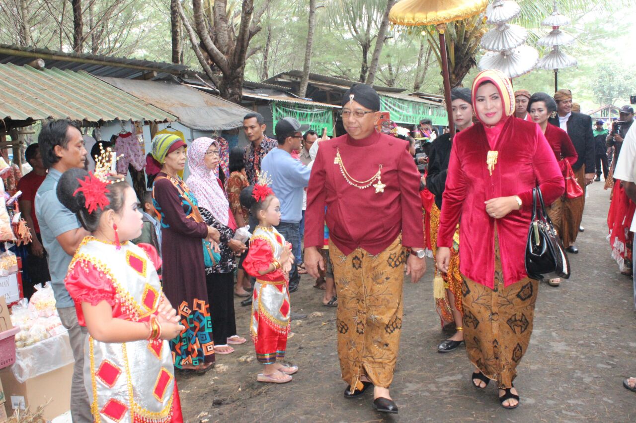 LARUNG SESAJI, WUJUD SYUKUR KEPADA ILLAHI