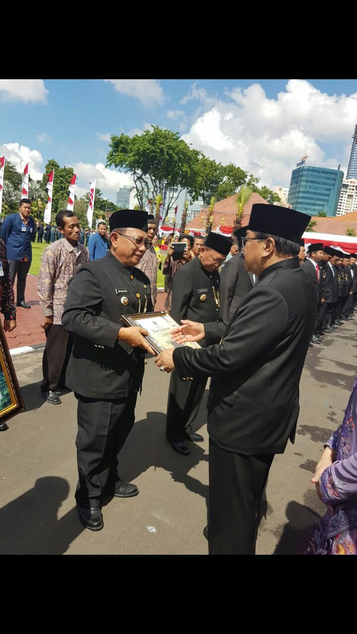 KABUPATEN BLITAR BOYONG 4 PENGHARGAAN TINGKAT PROVINSI JAWA TIMUR