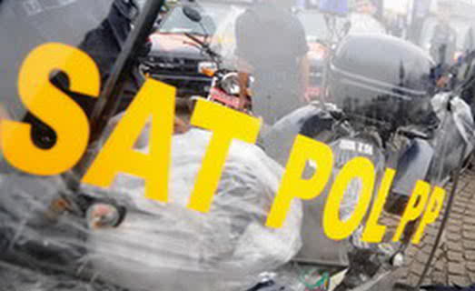 KETUA DPRD HIMBAU MASYARAKAT YANG IKUT PEREKRUTAN SATPOL PP PALSU SEGERA LAPOR KEPADA PIHAK BERWAJIB