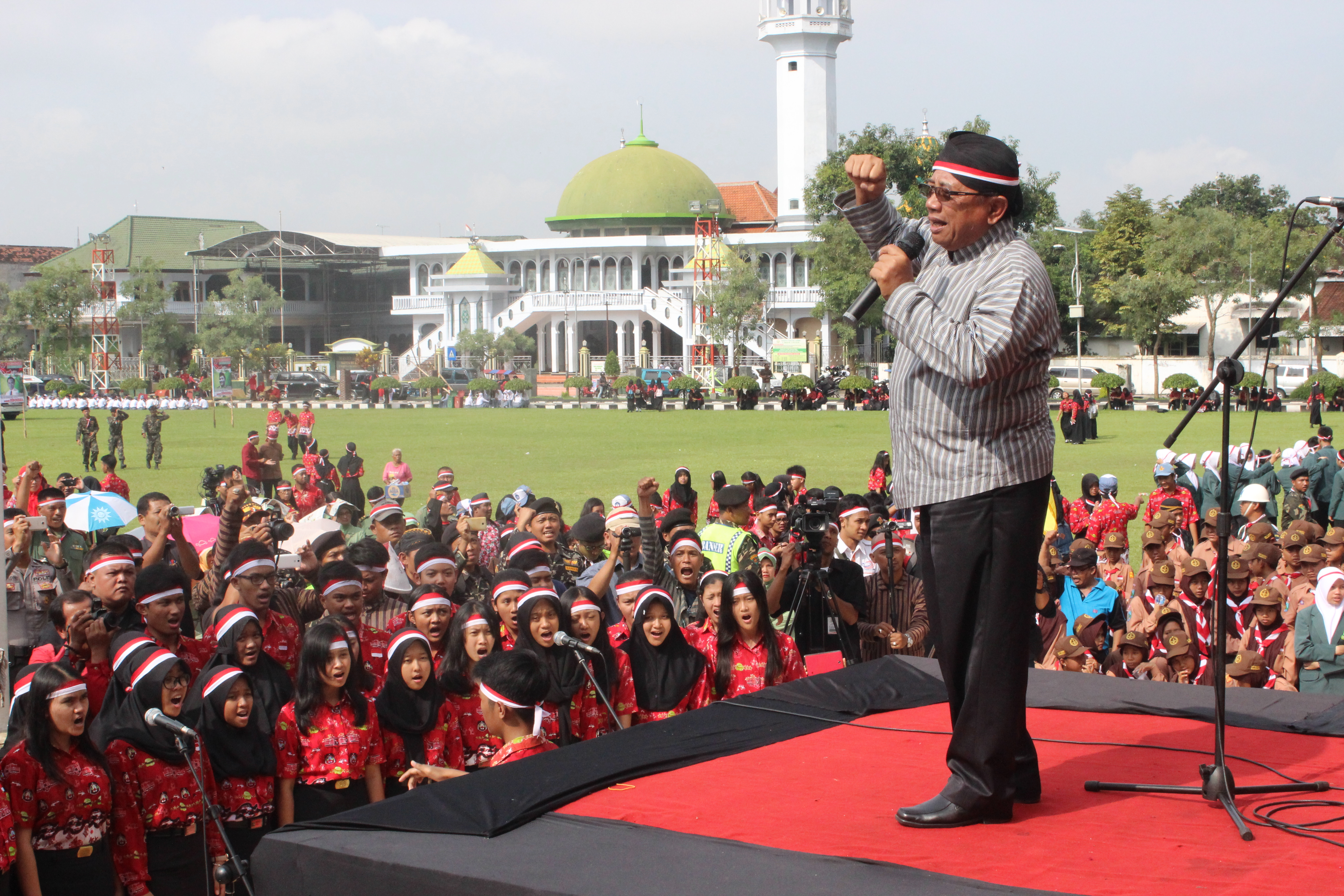 NUSANTARA BERSATU, MENJAGA INDONESIA