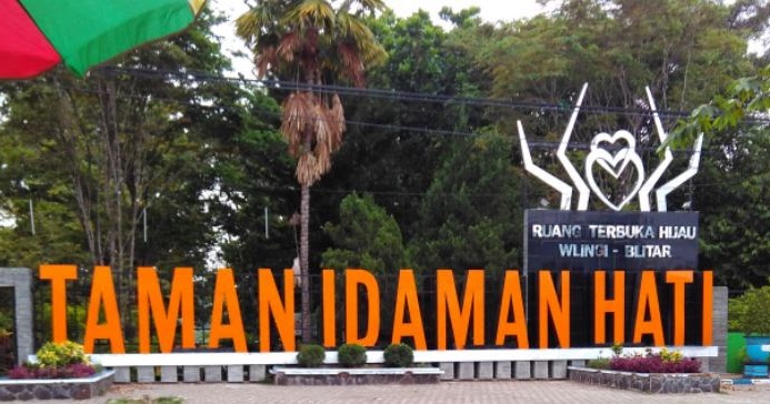 DINAS LINGKUNGAN HIDUP BERENCANA AKAN MENATA PEDAGANG DI RTH WLINGI