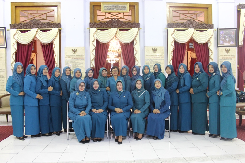 KETUA TP PKK KABUPATEN BLITAR SERUKAN PENGUATAN KELEMBAGAAN