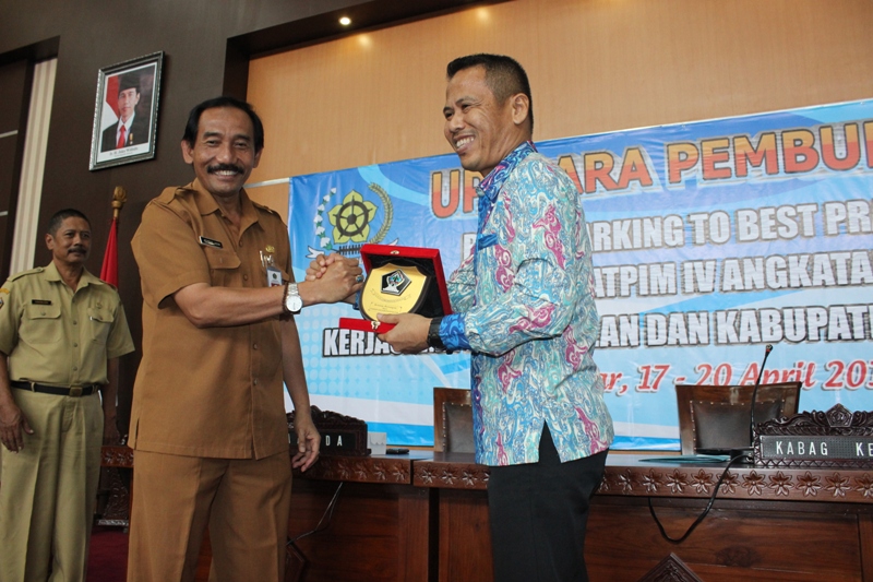 DIKLATPIM, LAHIRKAN PEMIMPIN YANG INOVATIF  BUKAN COPY PASTE