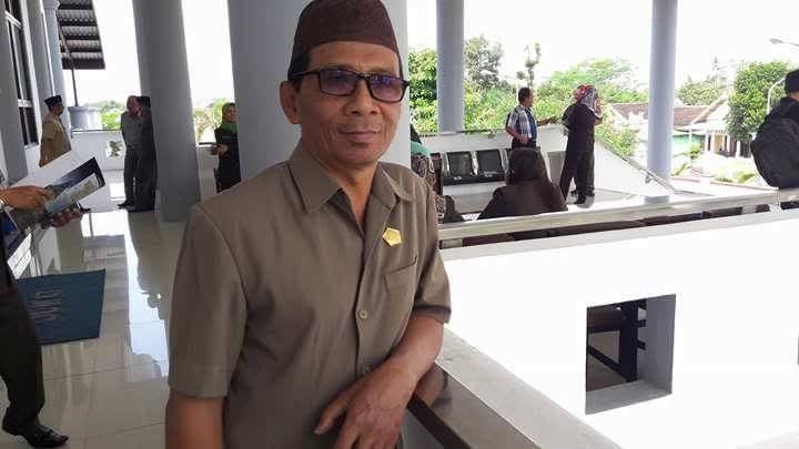 MESKI TIAP TAHUN JUMLAH PNS BERKURANG, KOMISI I DPRD KAB. BLITAR MENILAI ADA DAMPAK POSITIF BAGI DAERAH