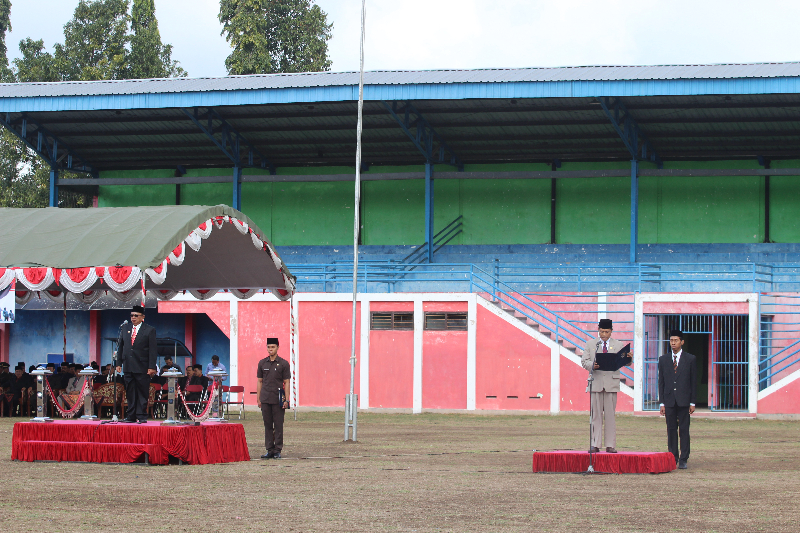 HARI KESAKTIAN PANCASILA KERJA BERSAMA BERLANDASKAN PANCASILA MEWUJUDKAN MASYARAKAT ADIL DAN MAKMUR