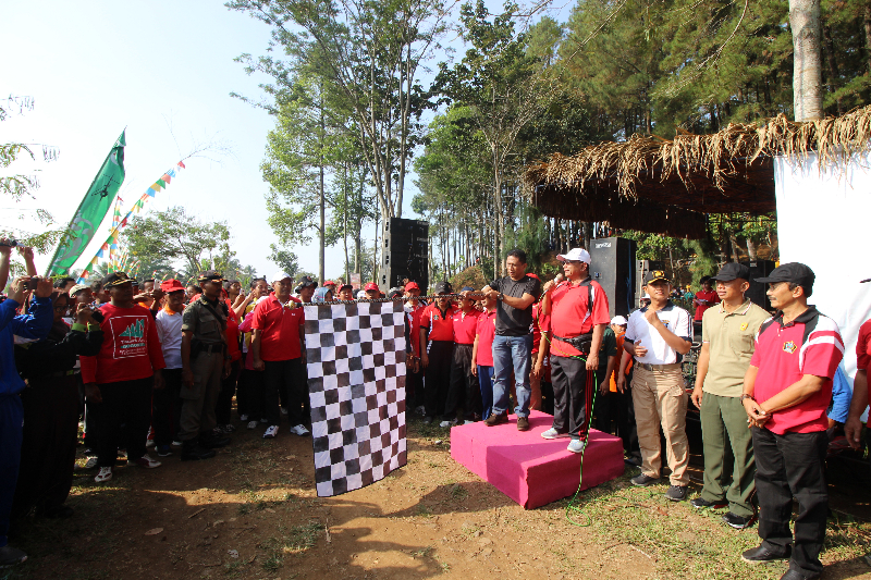 HARI OLAHRAGA NASIONAL KE XXXIV TAHUN 2017 MEMBUDAYAKAN HIDUP SEHAT MELALUI OLAHRAGA