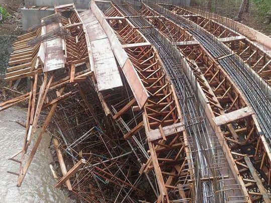 PEMKAB BLITAR PASTIKAN  JEMBATAN KALI KLATAK SEGERA DIPERBAIKI