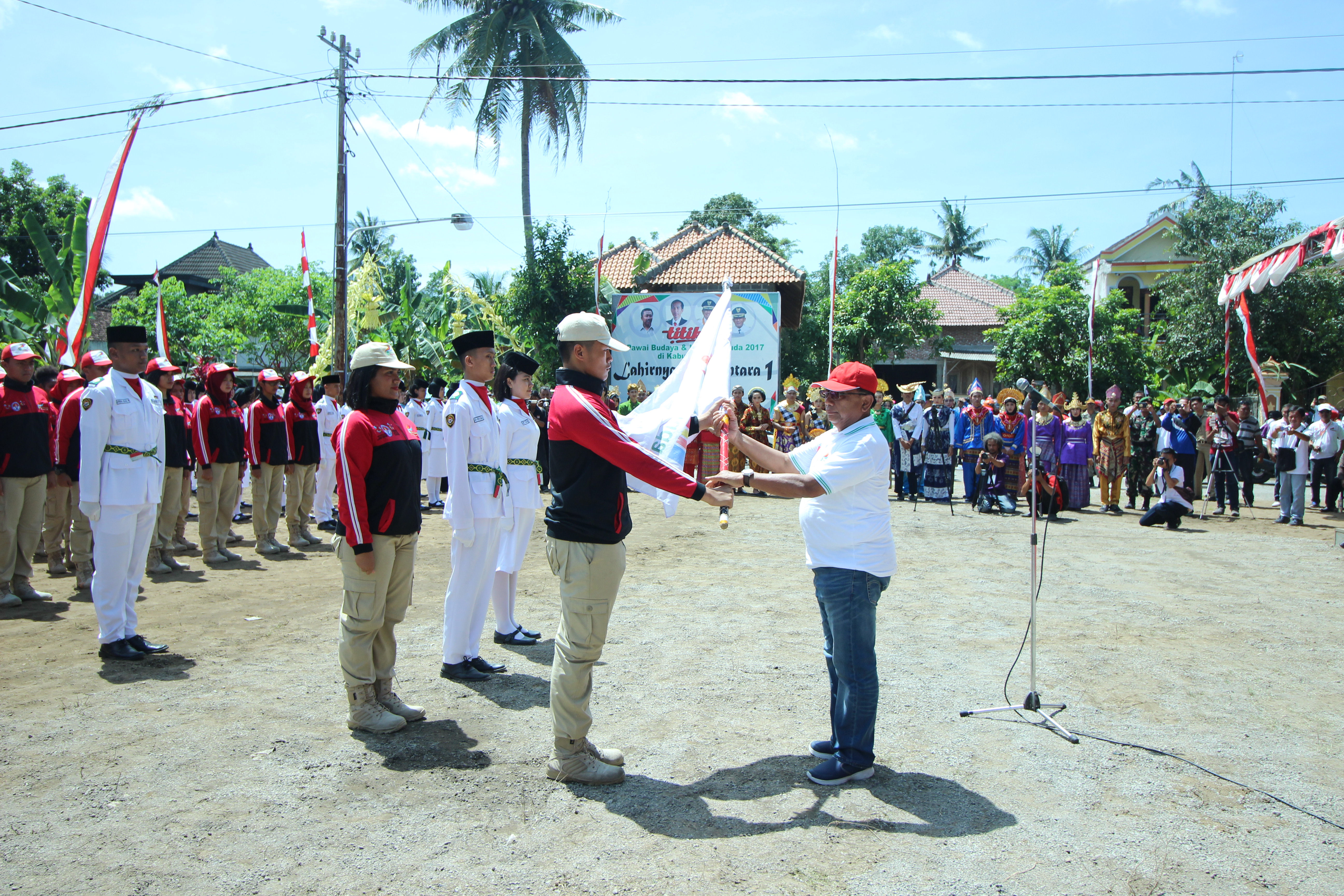 MENERIMA PESERTA KPN BERANI BERSATU 2017, BUPATI BLITAR TEGASKAN BLITAR CIKAL BAKAL NUSANTARA