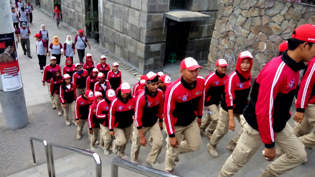 KEMENPORA SEBUT, 72 PEMUDA PILIHAN BANGSA YANG IKUT KIRAB PEMUDA NUSANTARA 2017 MENGEMBAN TUGAS MEMPERTAHANKAN  KE-BHINEKAAN