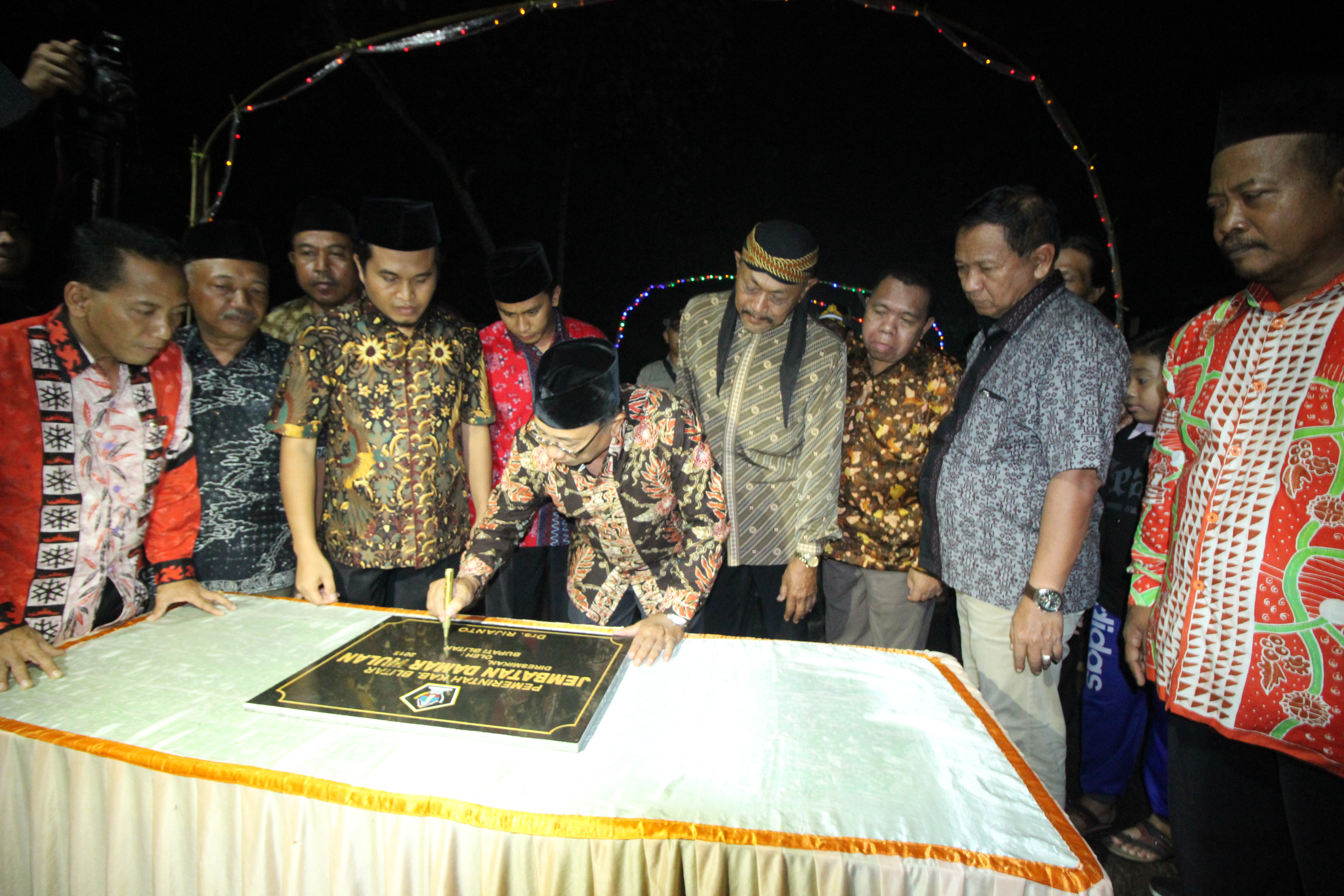 JEMBATAN DAMARWULAN, MEDIA PERERAT SILLATURAHMI DUA DESA