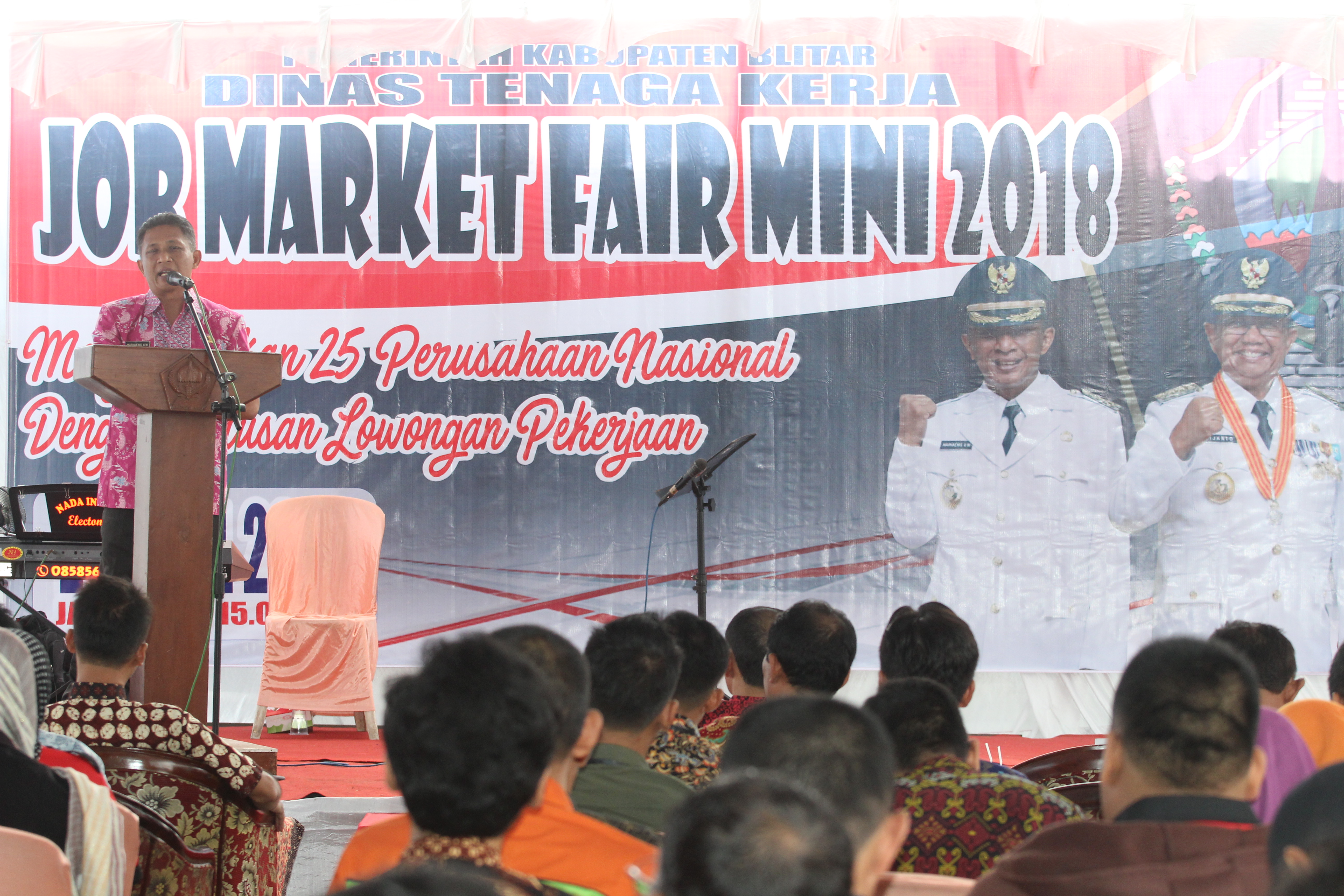 JOB FAIR, UPAYA KURANGI PENGANGGURAN