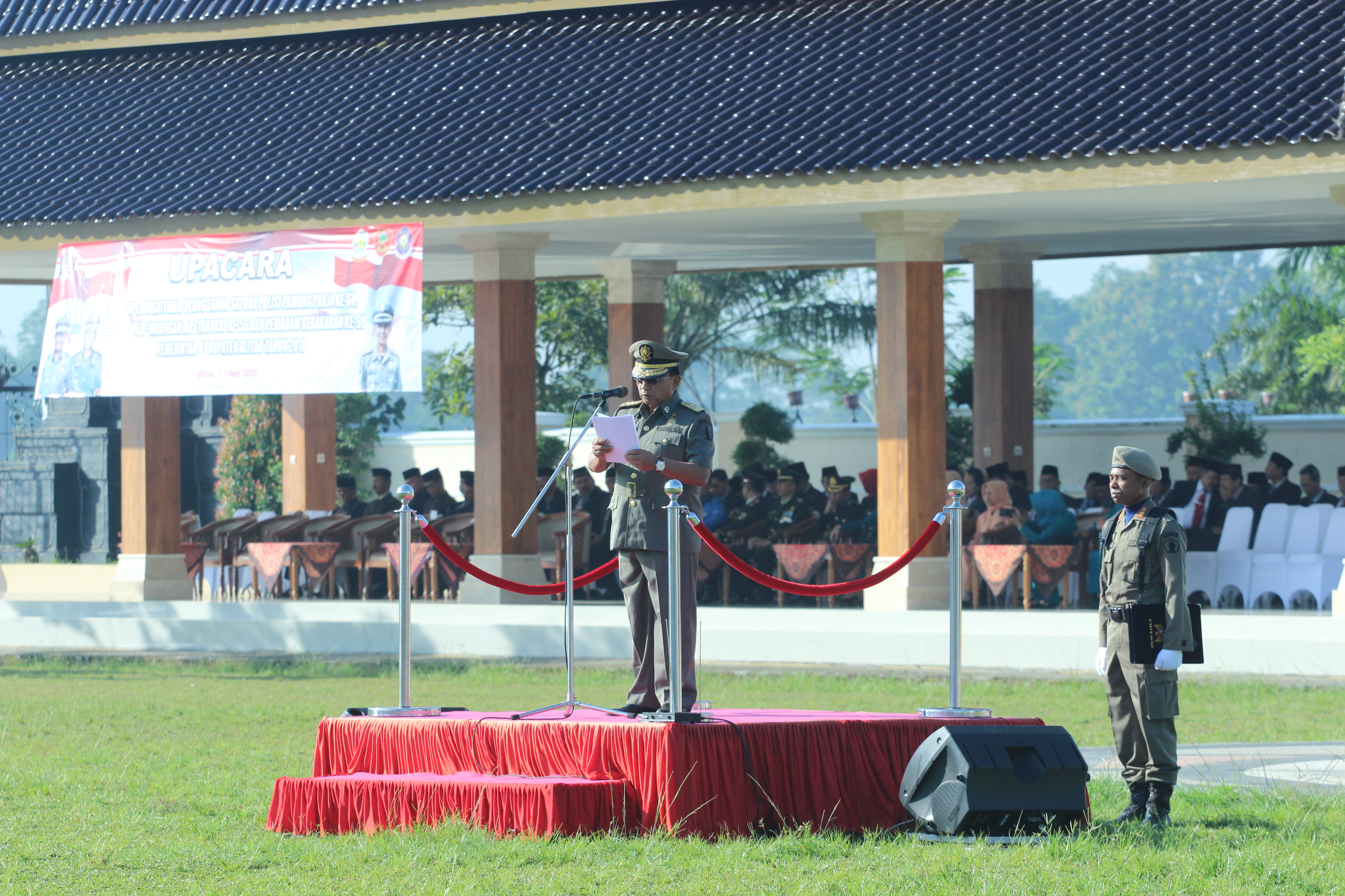 REFLEKSI HUT SATPOL DAN LINMAS BUPATI BLITAR:TINGKATKAN KOMPETENSI