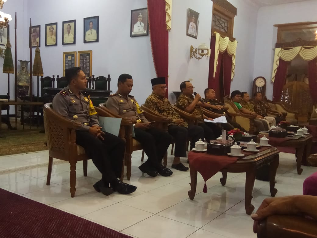 Peristiwa Pembakaran Bendera Bertuliskan Tauhid di Garut, Pemkab Blitar, MUI, dan Ormas Islam Mengadakan Deklarasi dan Ikrar Damai