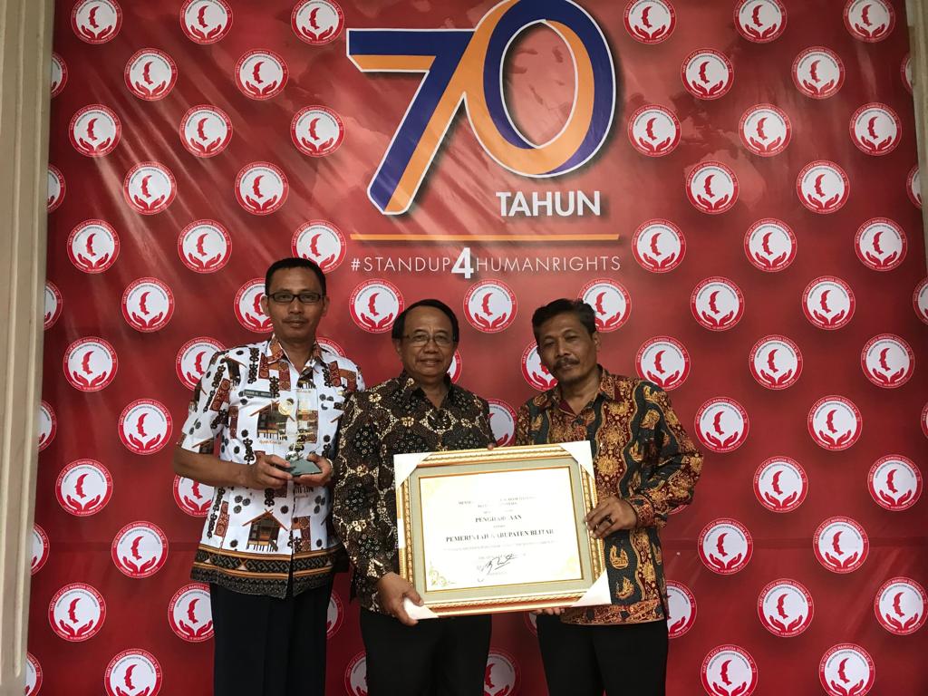Peduli HAM, Pemkab Blitar Raih Piagam Penghargaan Dari Kemenkumham