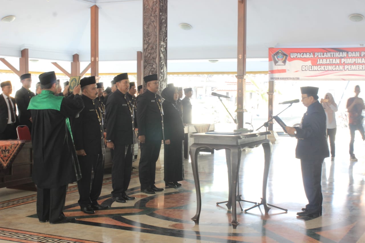 Bupati Blitar H. Rijanto Lantik 4 Pimpinan Tinggi Pratama di Lingkungan Pemerintah Kabupaten Blitar