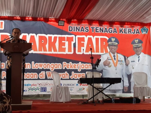 Ratusan Pencari Kerja Penuhi Mini Job Market Fair 2019 Kabupaten Blitar