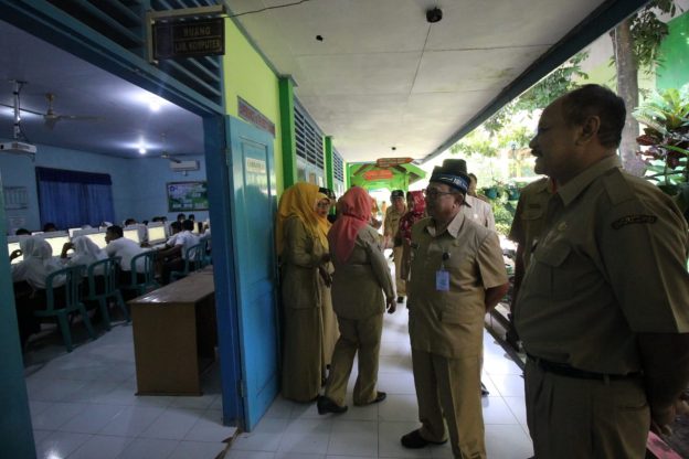 Bupati Blitar: UNBK dan USBN di Kabupaten Blitar Berjalan Lancar