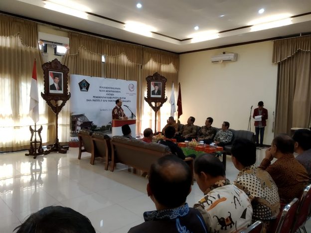 Pemkab Blitar Melakukan MoU dengan ISI Surakarta
