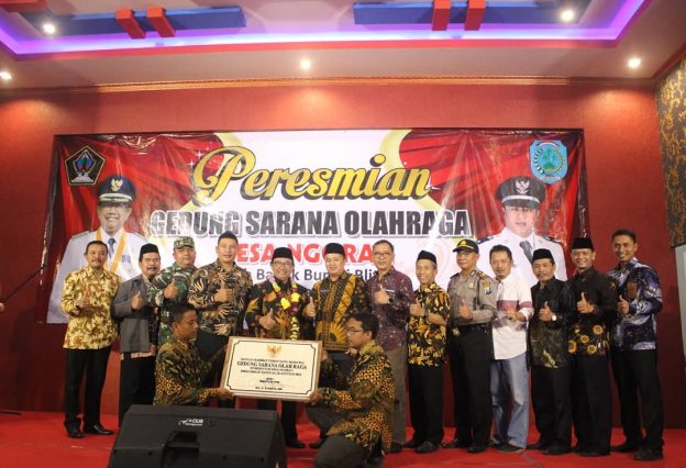 Bupati Blitar Resmikan Gedung Sarana Olahraga Desa Ngoran