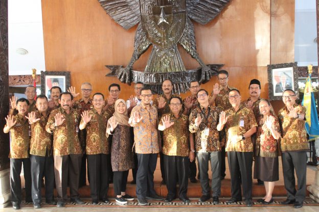 Bupati Blitar Terima Kunjungan Kerja Tim Monev KPK