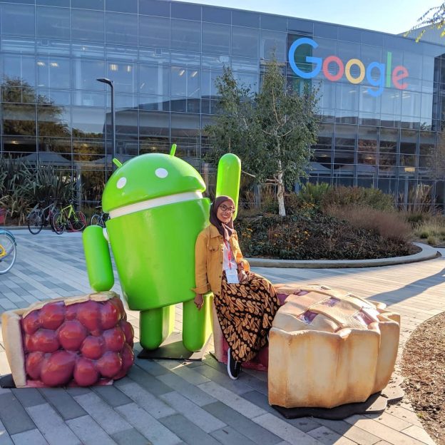 Meski Dari Desa,  Nyatanya Perempuan Blitar Ini Bisa ke Amerika yang Ketiga Kalinya Lewat Google Local Guide