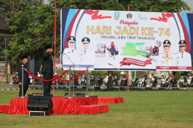 Bupati Rijanto Pimpin Upacara Hari Jadi ke- 74 Provinsi Jawa Timur Tahun 2019