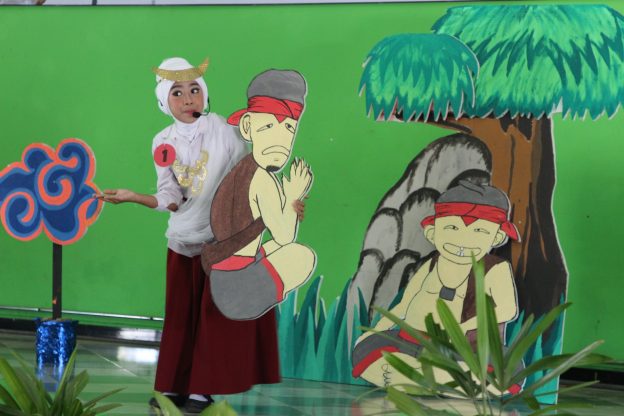 Sambut Hari Pahlawan, Pemkab Blitar Gelar Lomba Bercerita Tingkat SD/MI