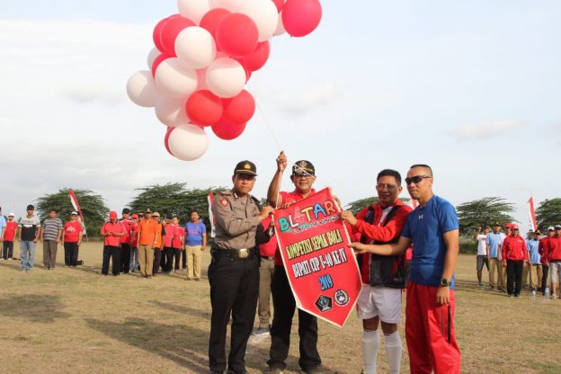 Buka Turnamen Sepak Bola U-40, Kepala Disparbudpora Kabupaten Blitar : Di Dalam Badan yang Sehat, Terdapat Jiwa yang Kuat