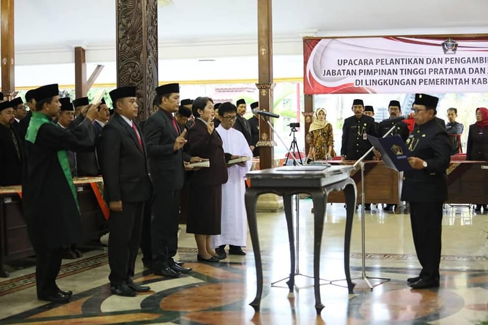 Awal Tahun, Bupati Blitar Lantik 230 Pejabat di Lingkungan Pemerintah Kabupaten Blitar