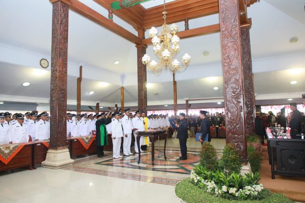 Bupati Blitar Lantik 167 Kades Hasil Pilkades 2019