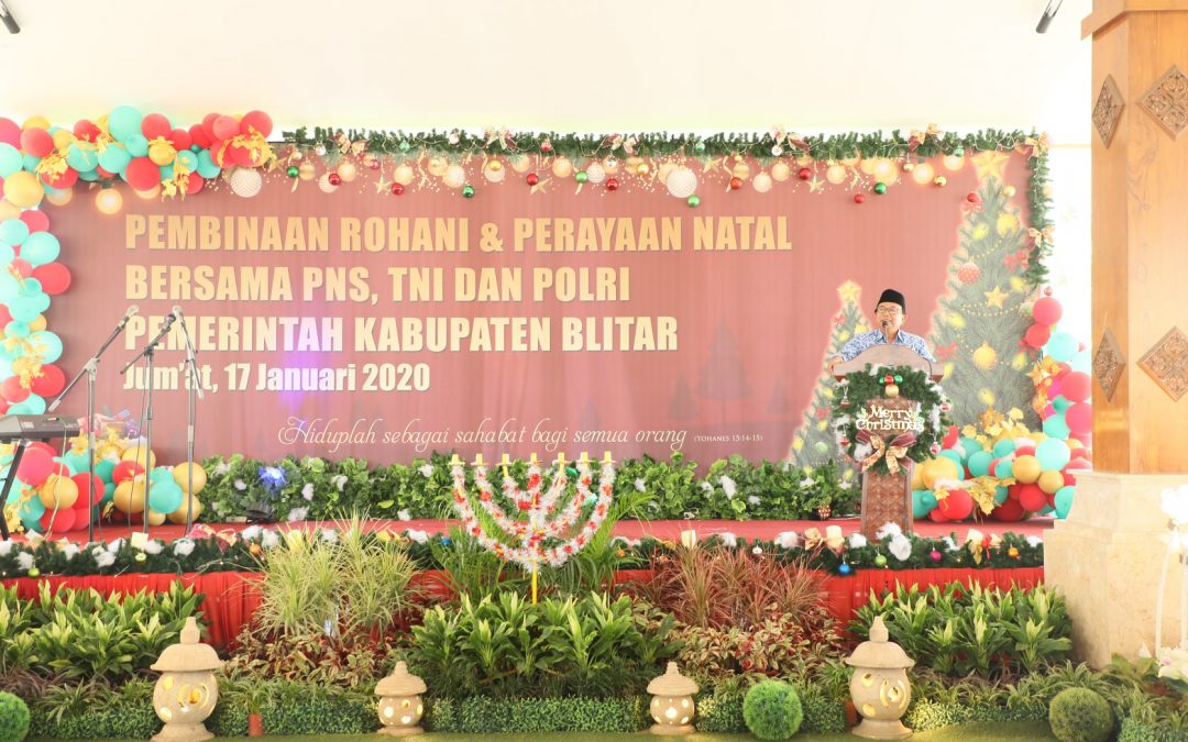 Bupati Rijanto Hadiri Perayaan Natal Bersama PNS, TNI dan POLRI