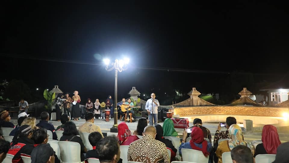 Bupati Blitar Resmikan City Walk Penataran